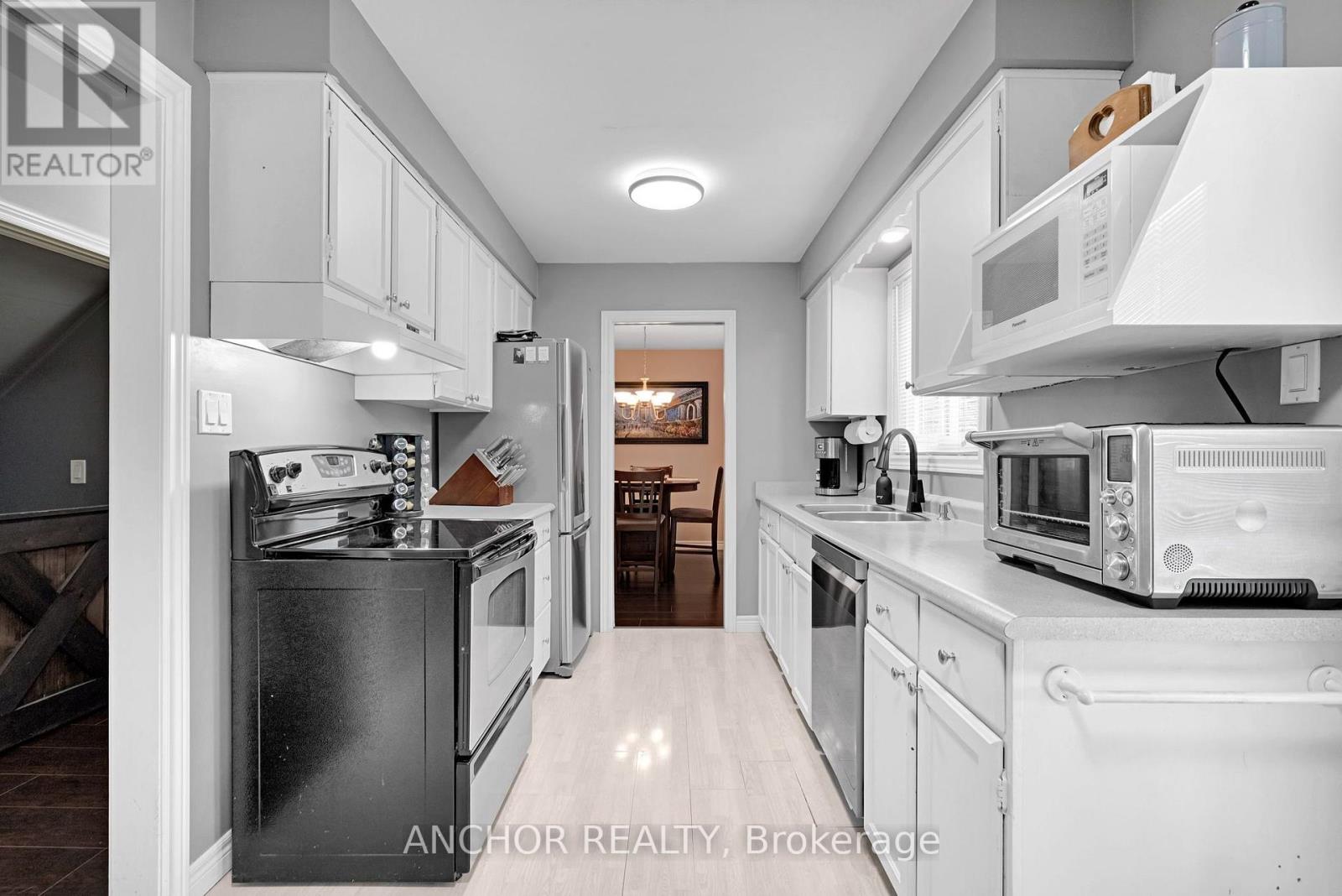 684 GRIFFITH STREET - Image 10