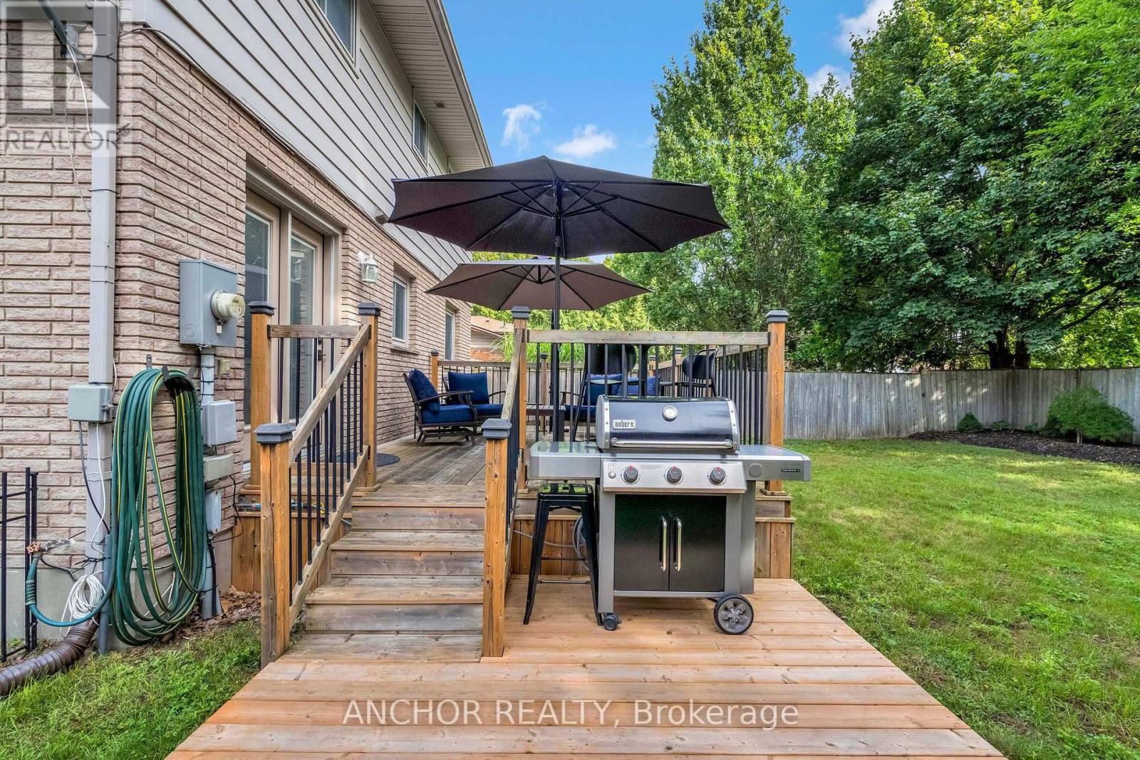 684 GRIFFITH STREET - Image 39