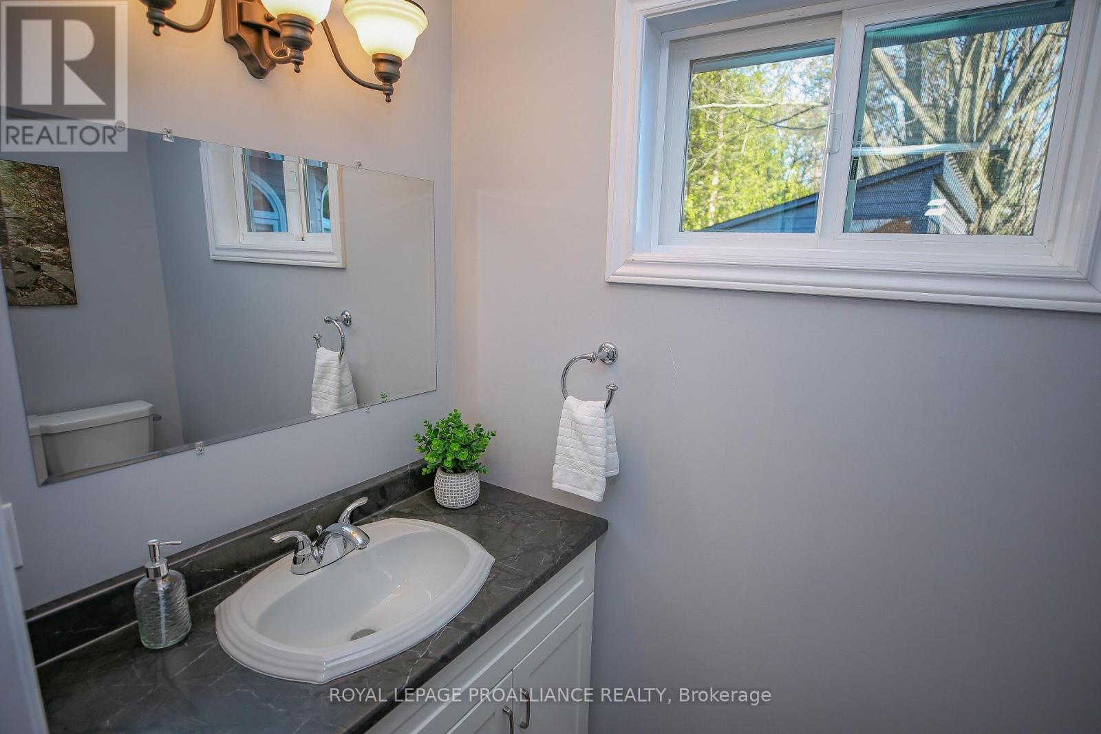 1379 COUNTY ROAD 2 ROAD W - 20