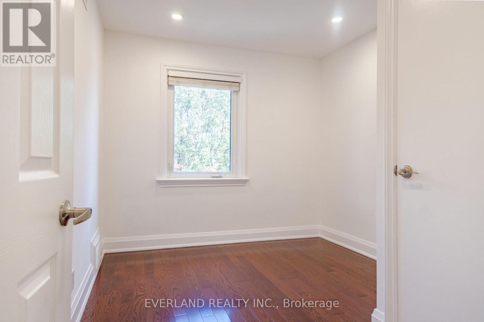 351 LAWRENCE AVENUE W - 30