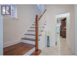 351 Lawrence Avenue W, Toronto, ON M5M1B6 Photo 14