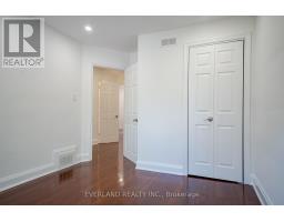 351 Lawrence Avenue W, Toronto, ON M5M1B6 Photo 29
