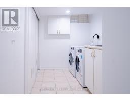 351 Lawrence Avenue W, Toronto, ON M5M1B6 Photo 34