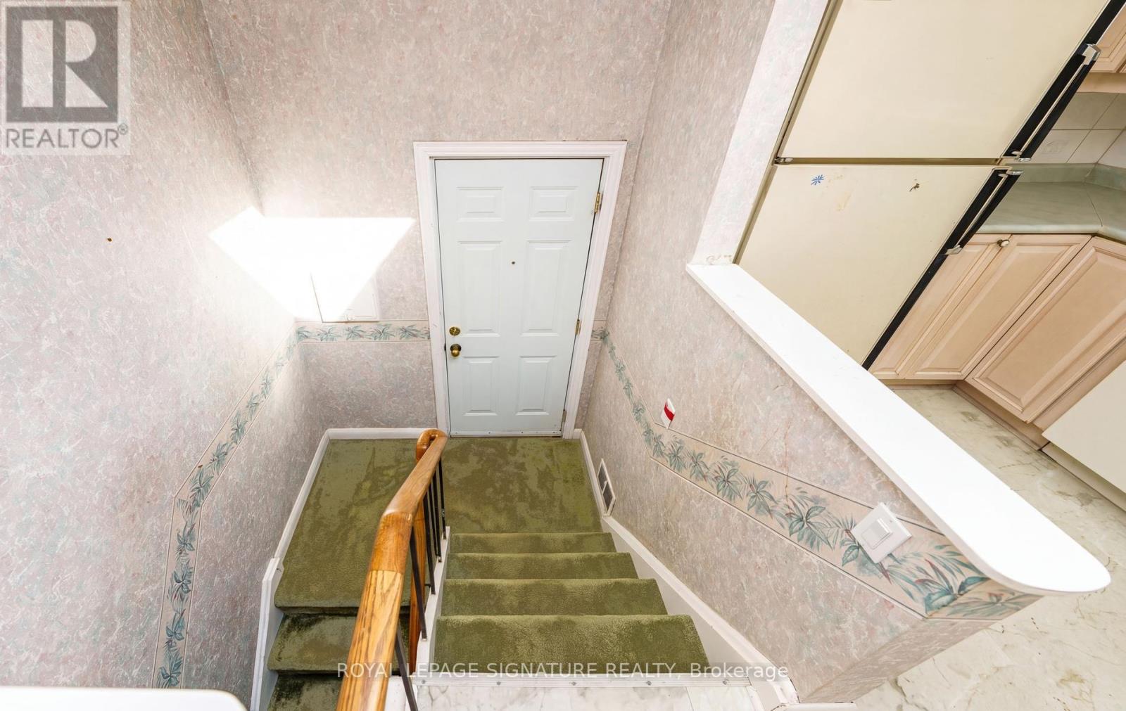 55 SOUTHWELL DRIVE - 28