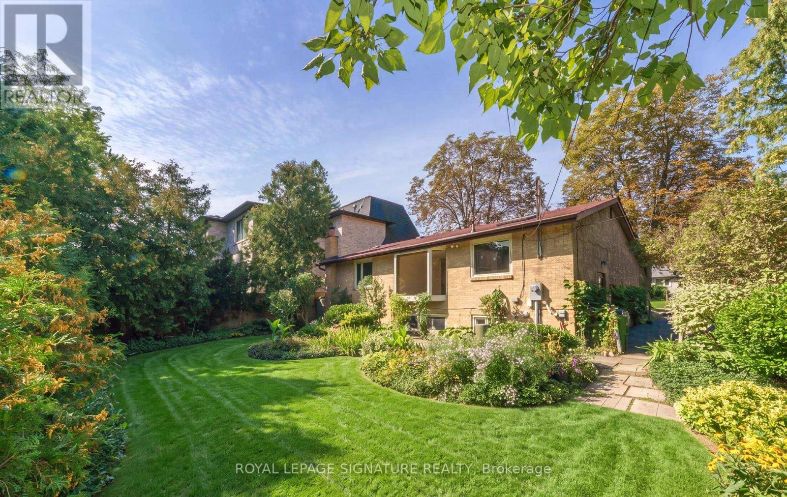 55 SOUTHWELL DRIVE - 41