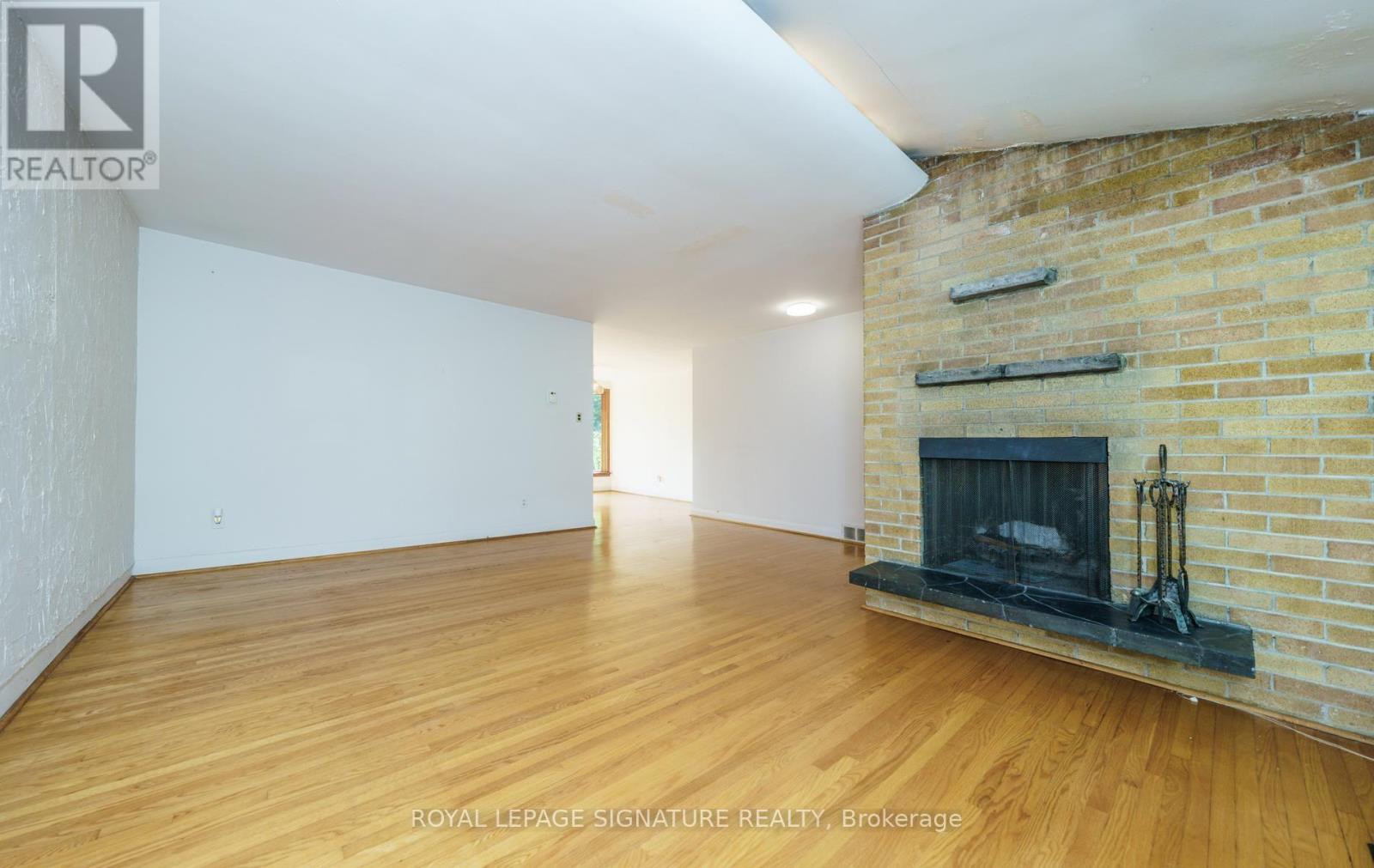 55 SOUTHWELL DRIVE - 8