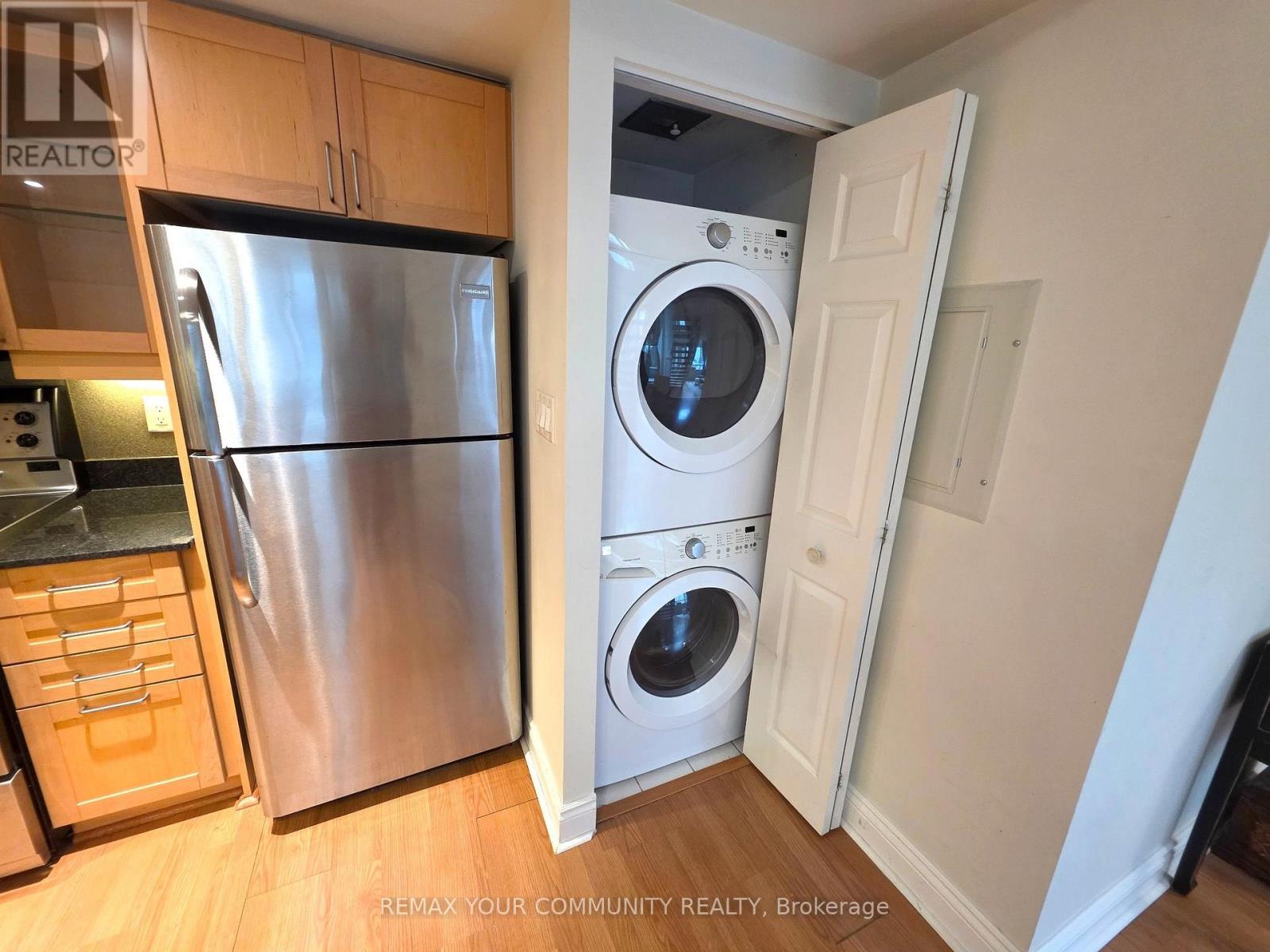 #501 80 CUMBERLAND STREET - 18