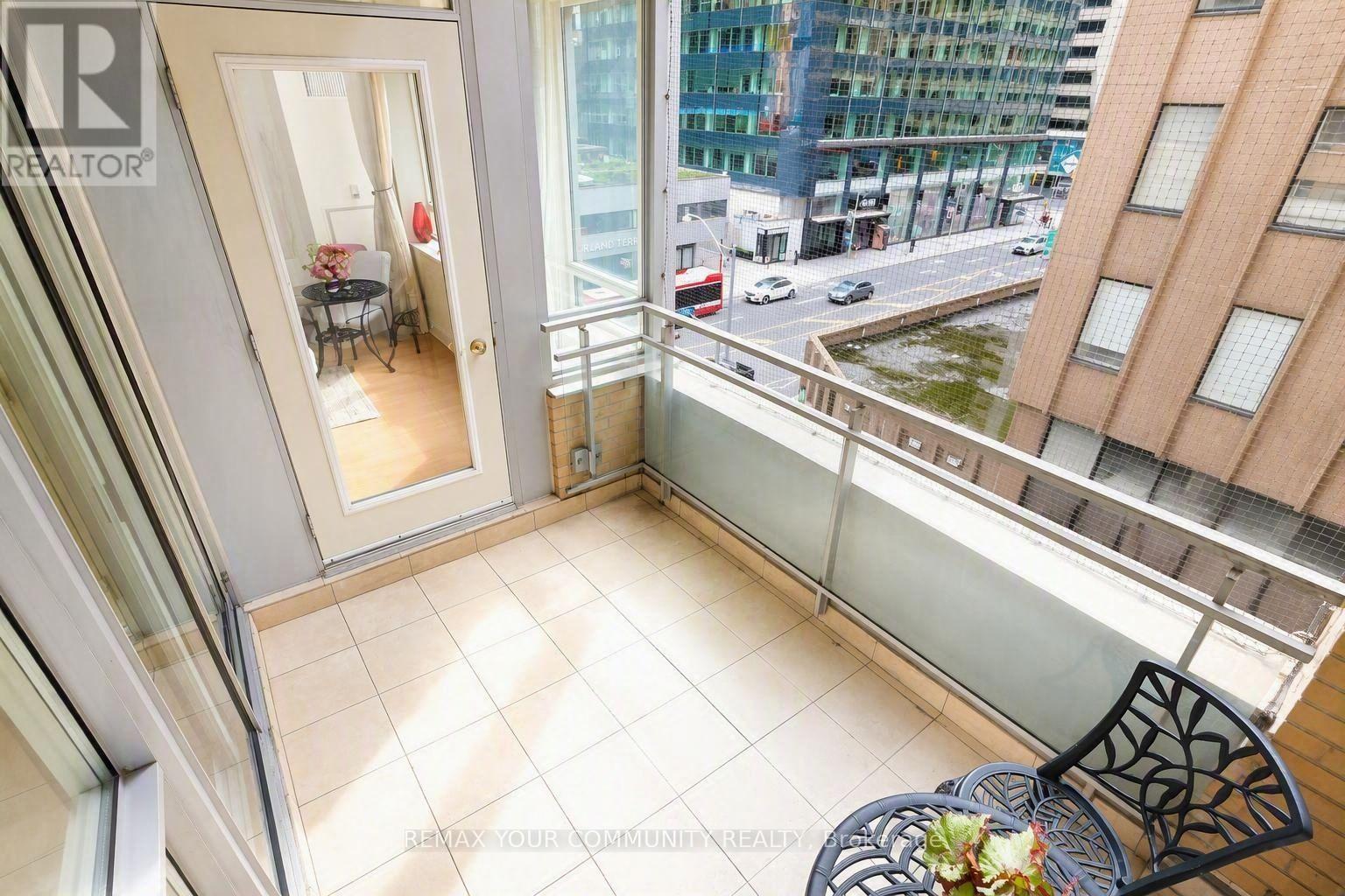 #501 80 CUMBERLAND STREET - 20