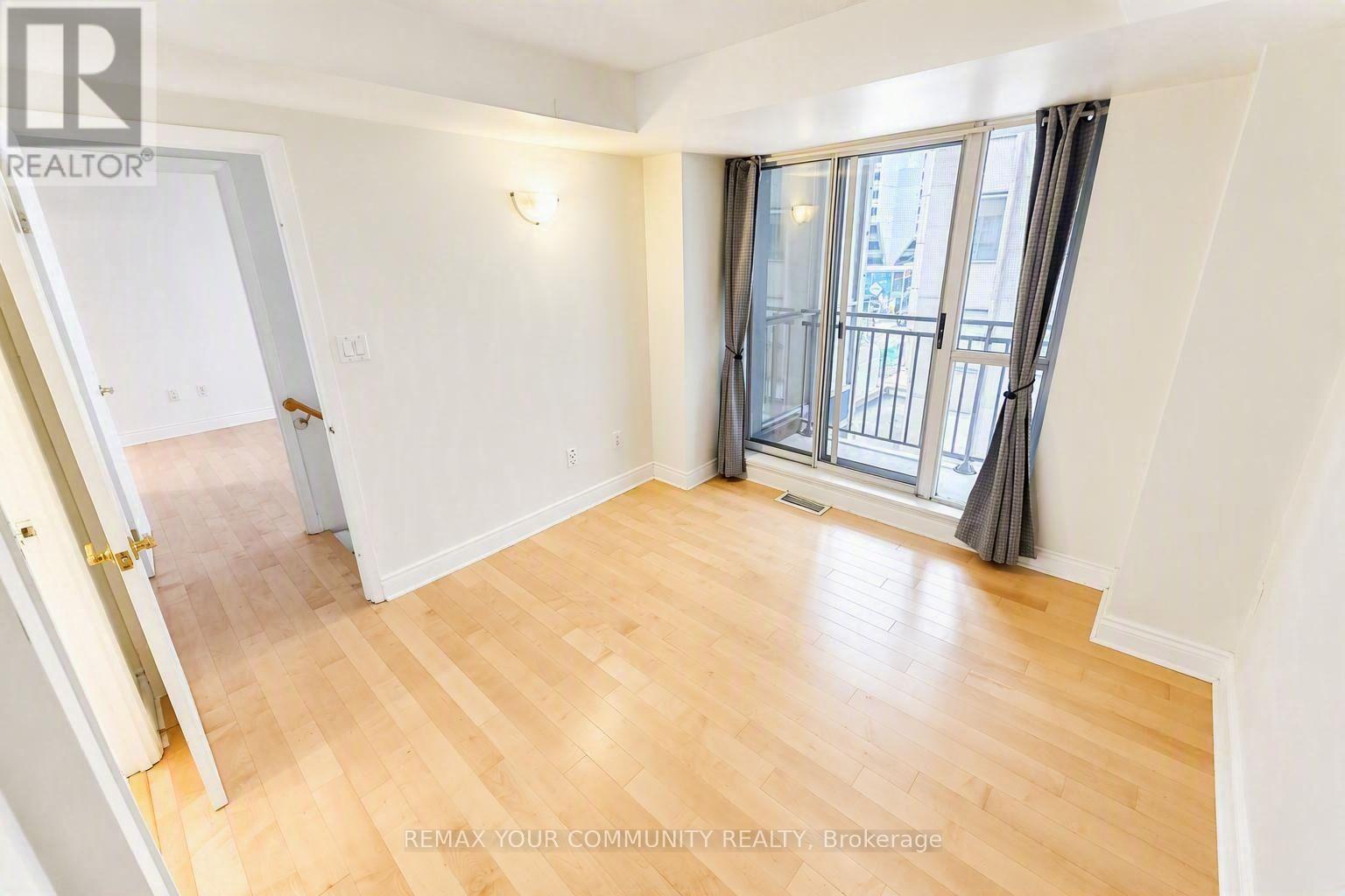 #501 80 CUMBERLAND STREET - Image 32