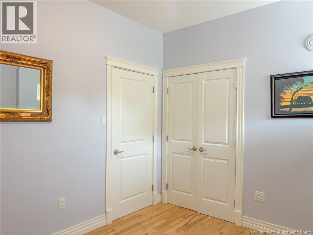 97 Avery Street - 23