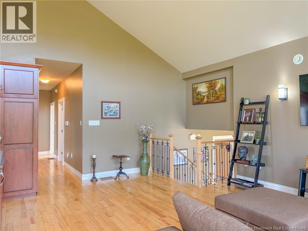 97 Avery Street - Image 19