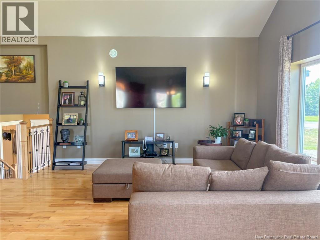 97 Avery Street - Image 17