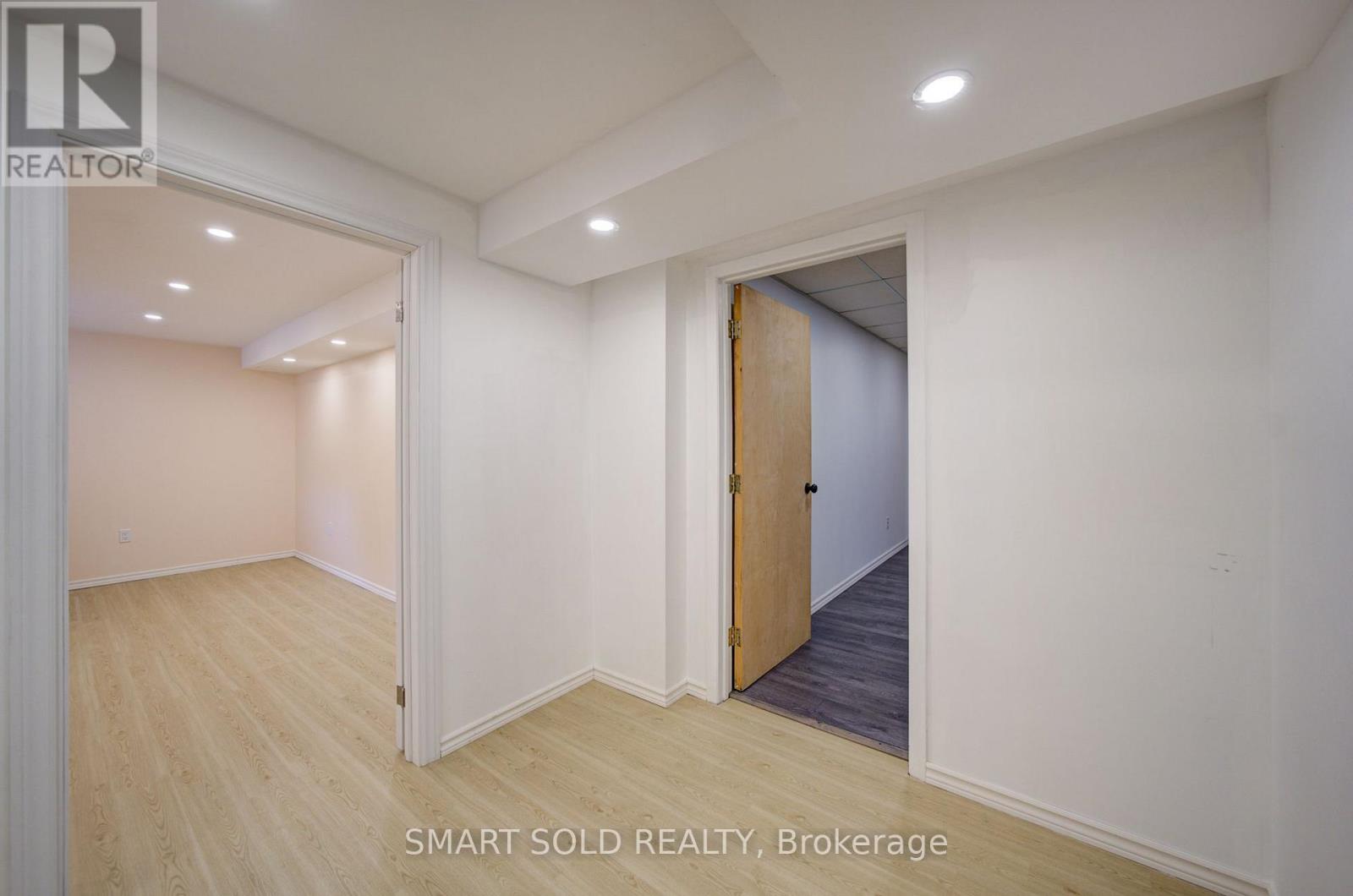 56 GATESVIEW AVENUE - 40