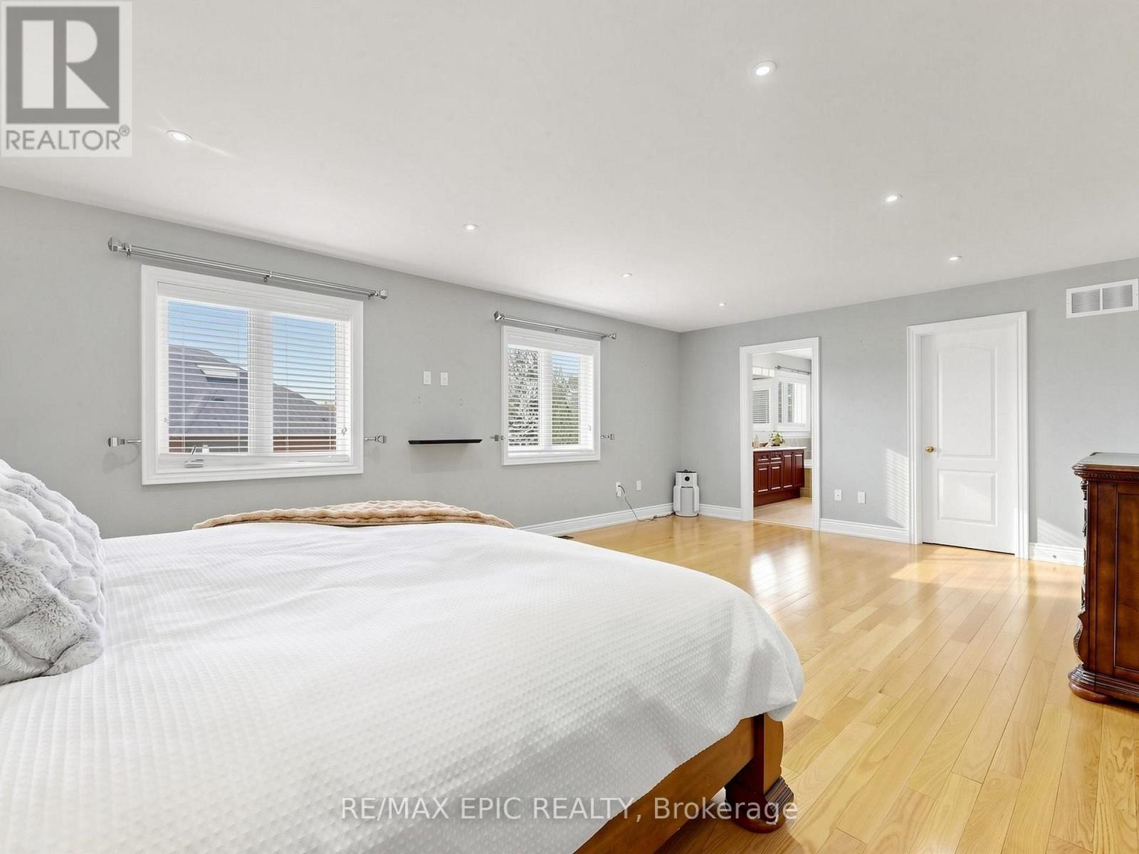 6 MALTA COURT - Image 33