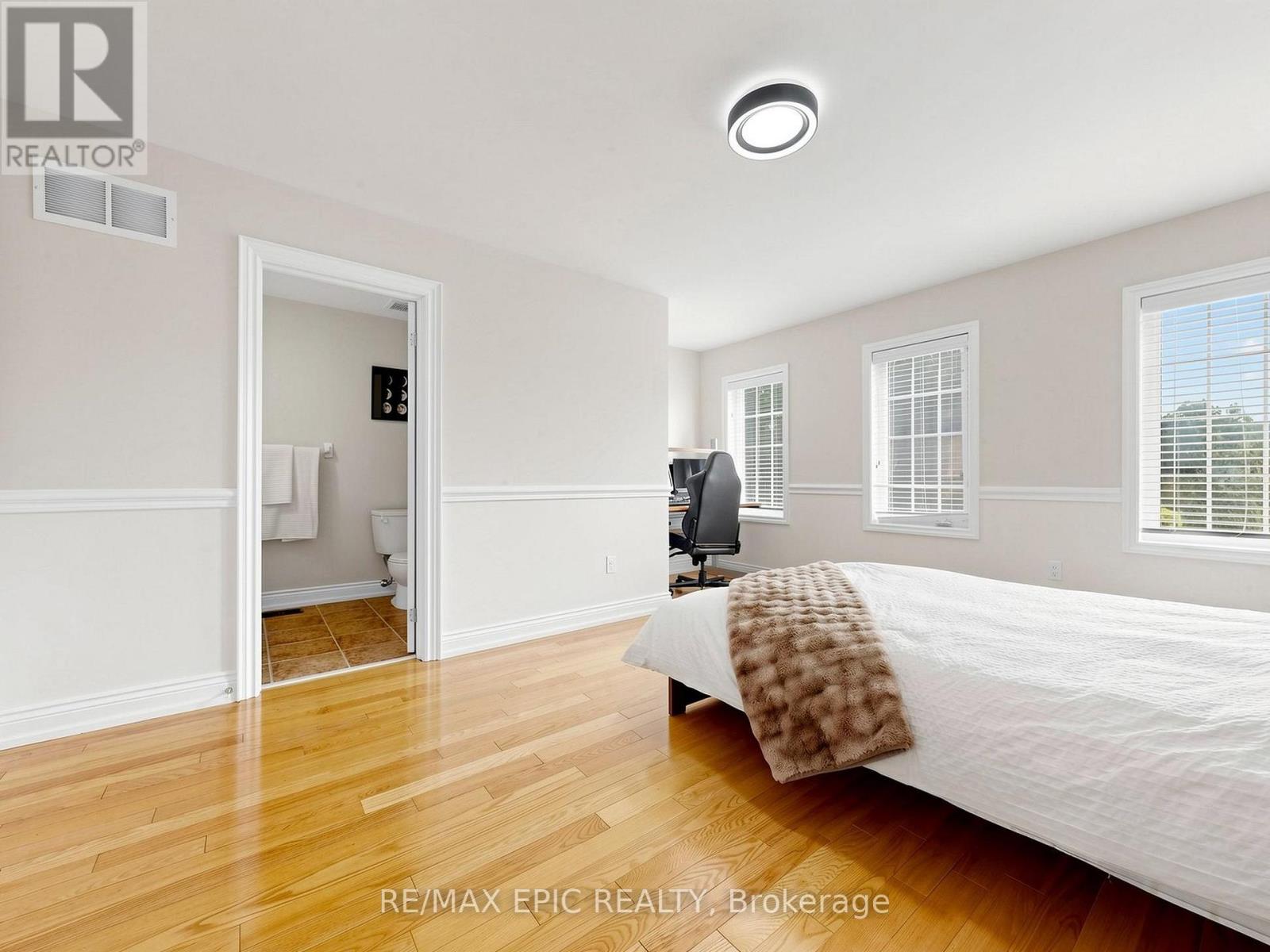 6 MALTA COURT - Image 40
