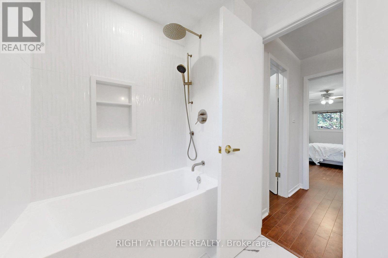 30 ABRAHAM AVENUE - Image 26