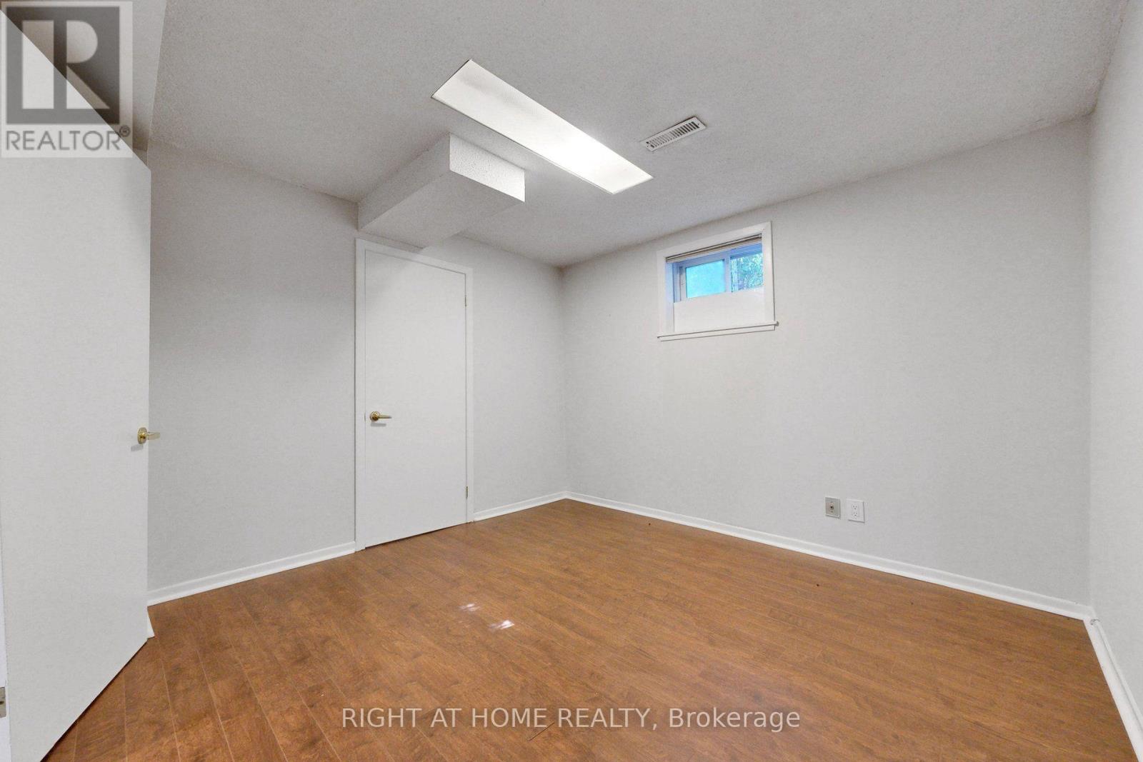 30 ABRAHAM AVENUE - Image 35