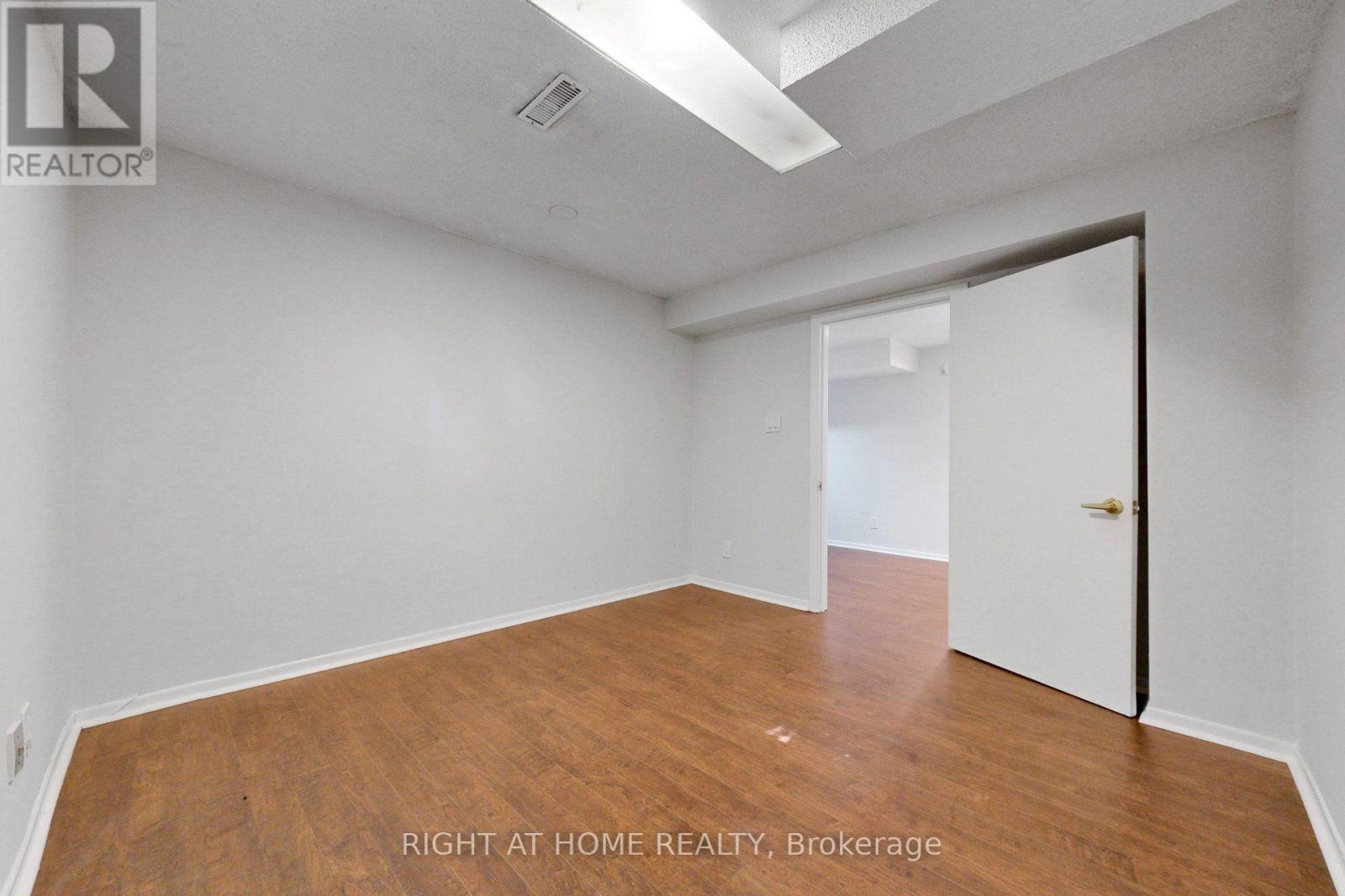 30 ABRAHAM AVENUE - Image 36