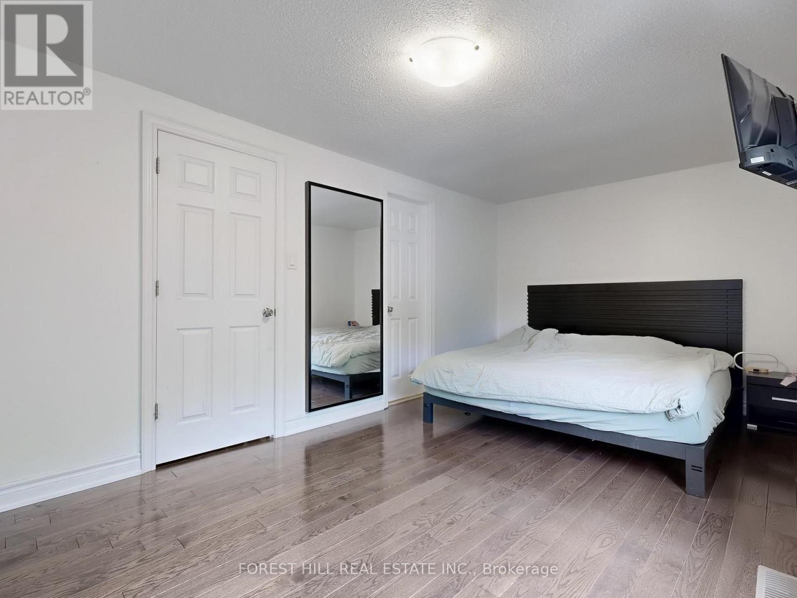 109 SPYGLASS HILL ROAD - Image 18