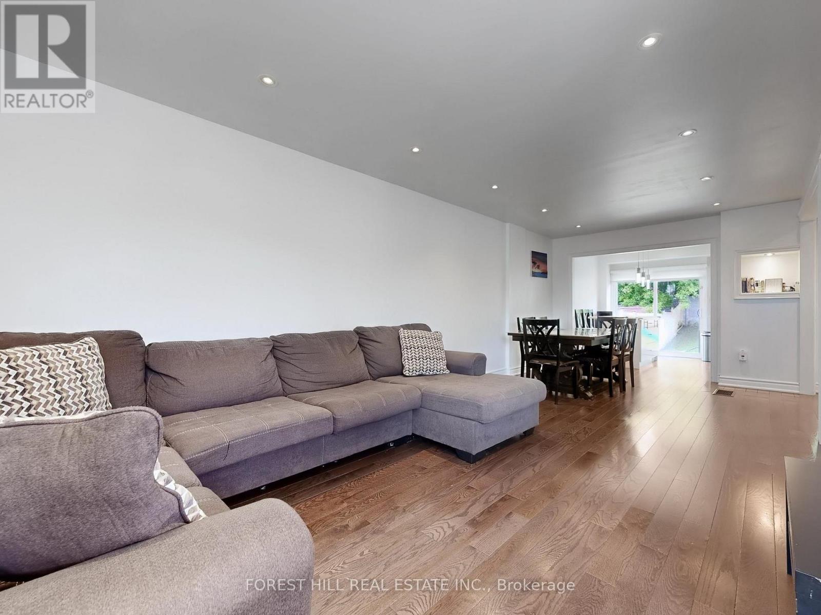 109 SPYGLASS HILL ROAD - 7
