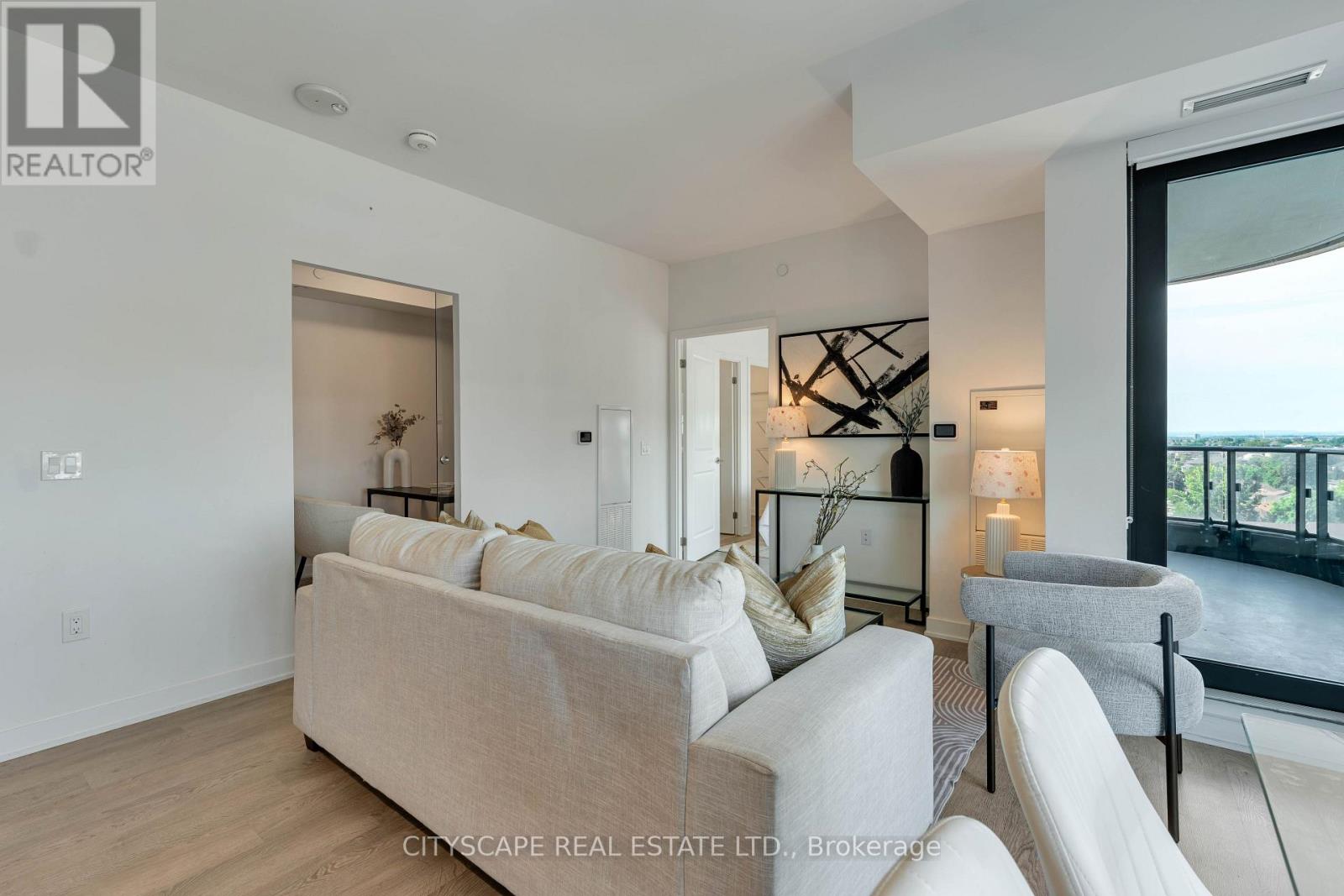 #405 120 EAGLE ROCK WAY - 14