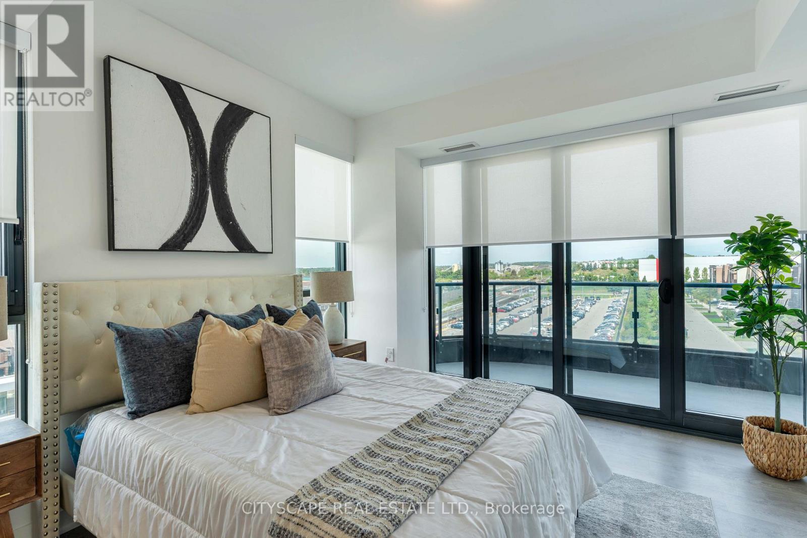 #405 120 EAGLE ROCK WAY - 30