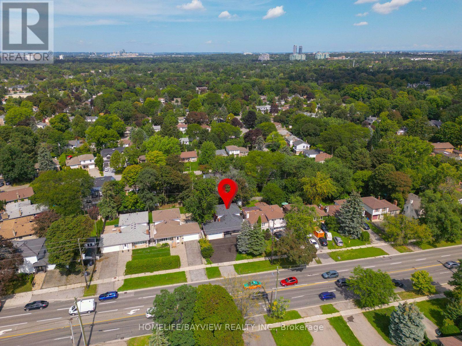 164 STEELES AVENUE E - Image 32