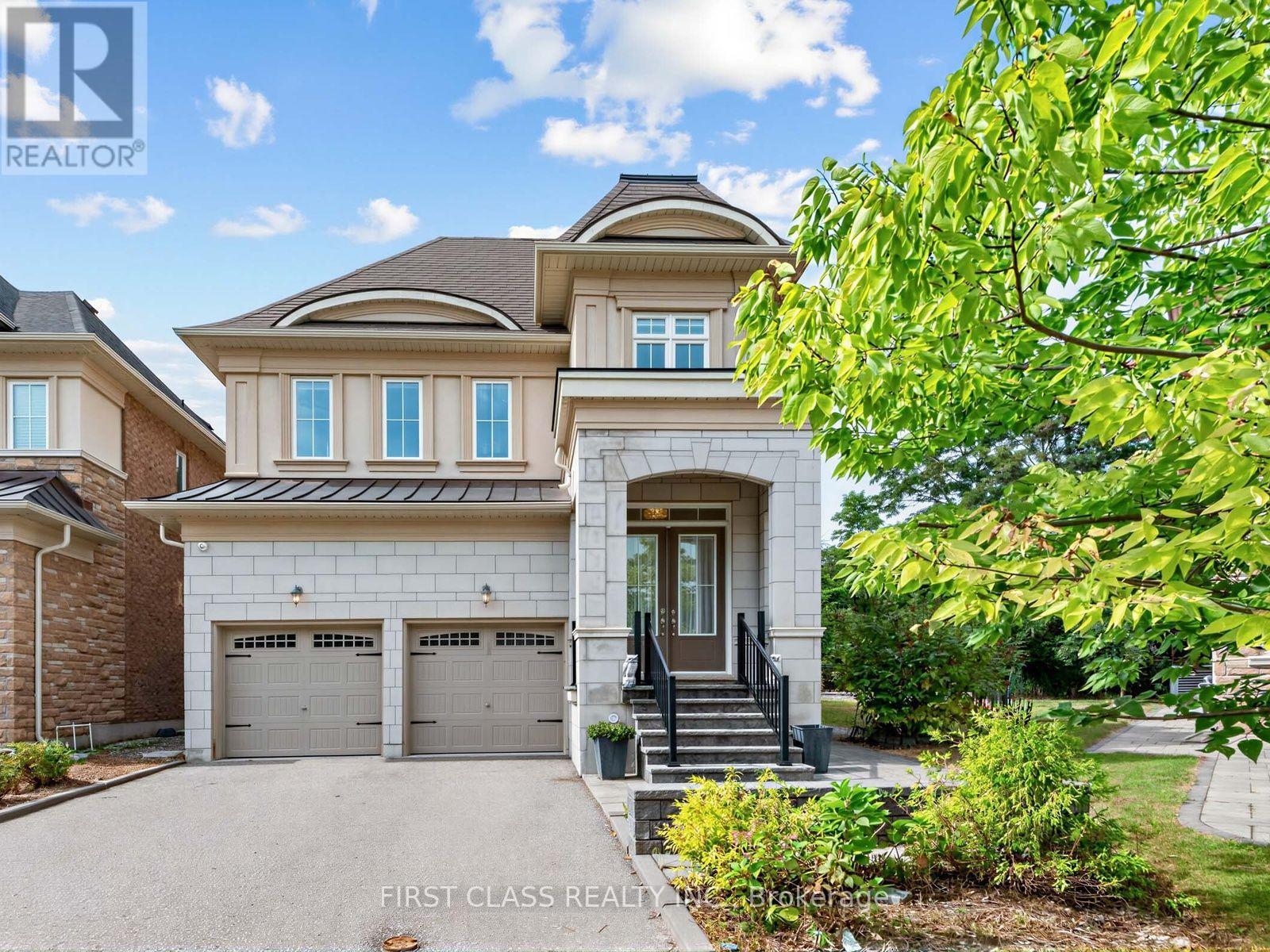 16 MACDONALD COURT - 1