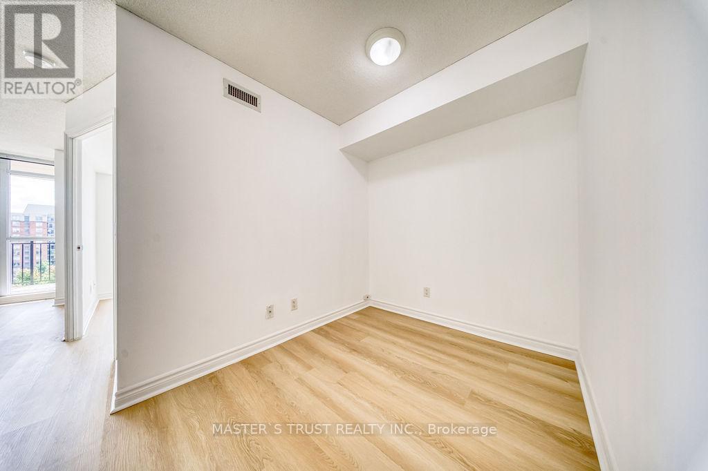 #810 2365 CENTRAL PARK DRIVE - 8