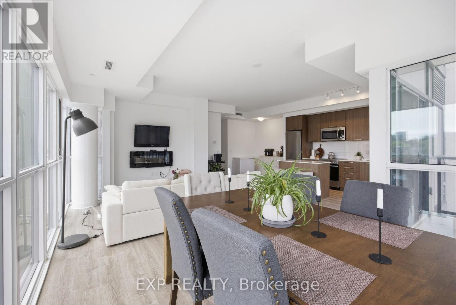 #404 25 NEIGHBORHOOD LANE - Image 35