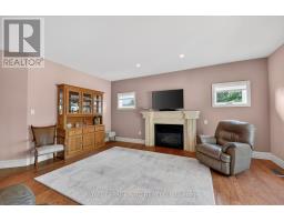 Living room - 353 Station Street, West Lincoln, ON L0R2A0 Photo 12
