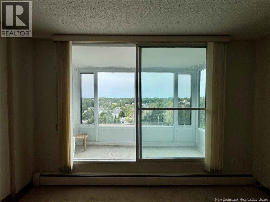 #703 310 Woodward Avenue - Image 13