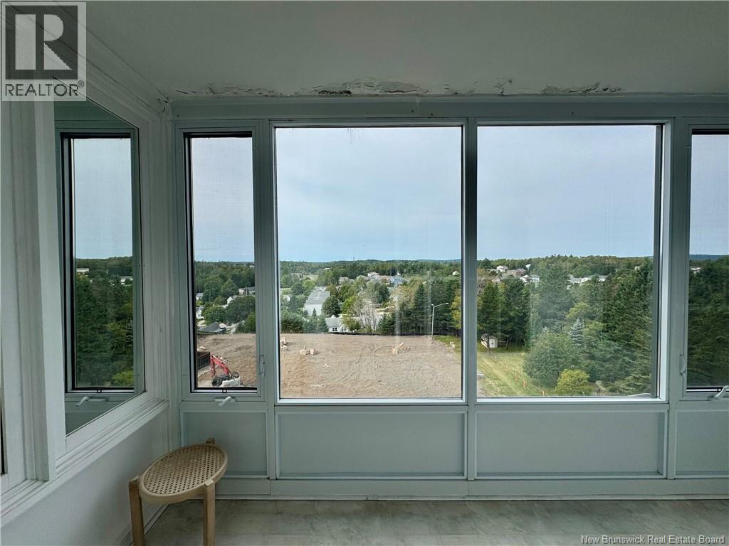 #703 310 Woodward Avenue - Image 15