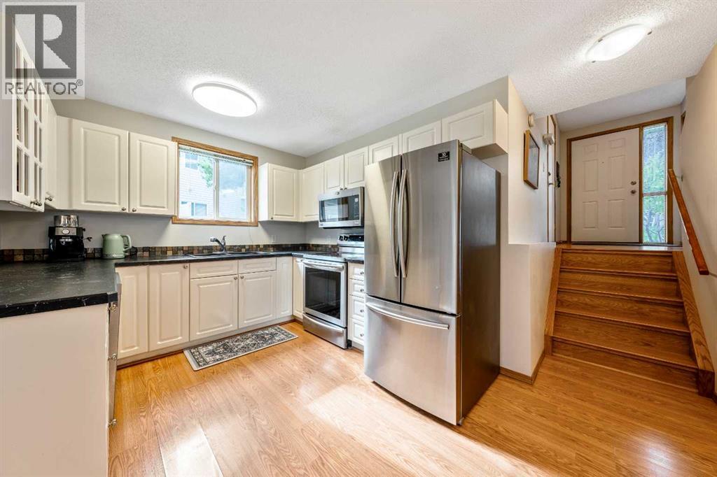 197 Somervale Point SW - 13