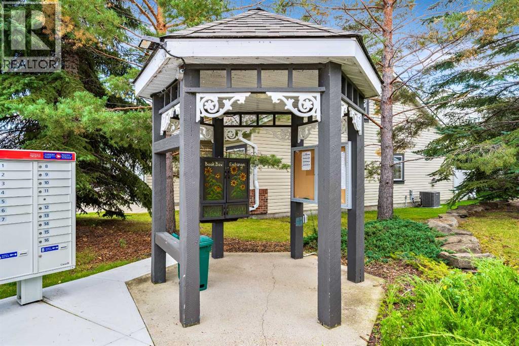 197 Somervale Point SW - 30