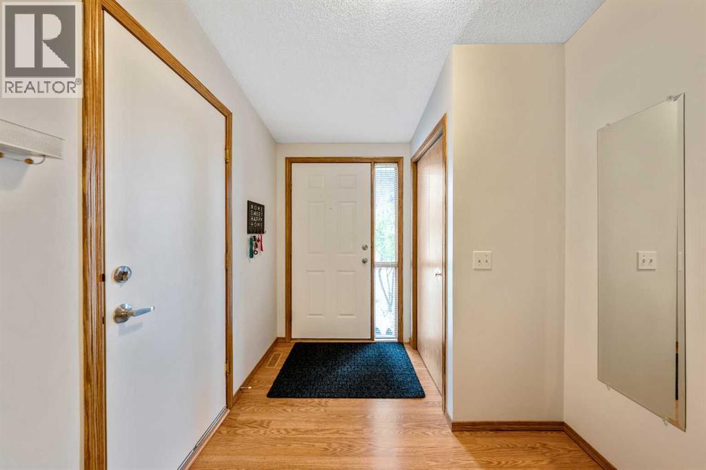 197 Somervale Point SW - 5