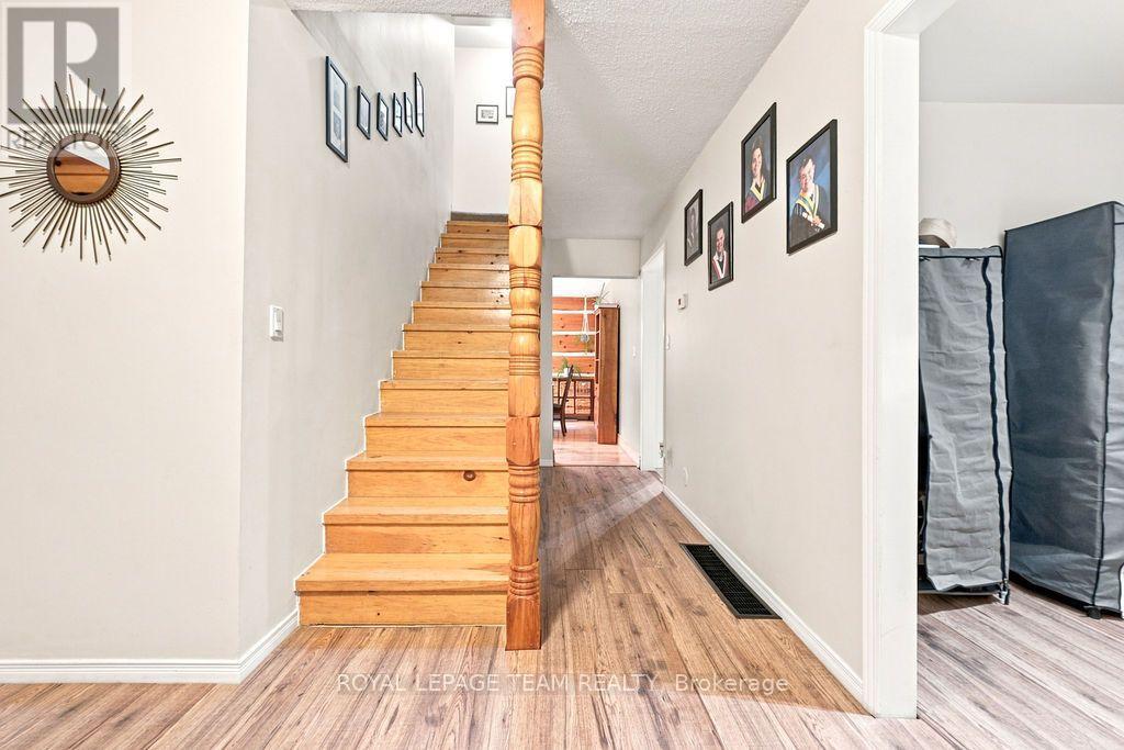 2193 FOYMOUNT ROAD - 26