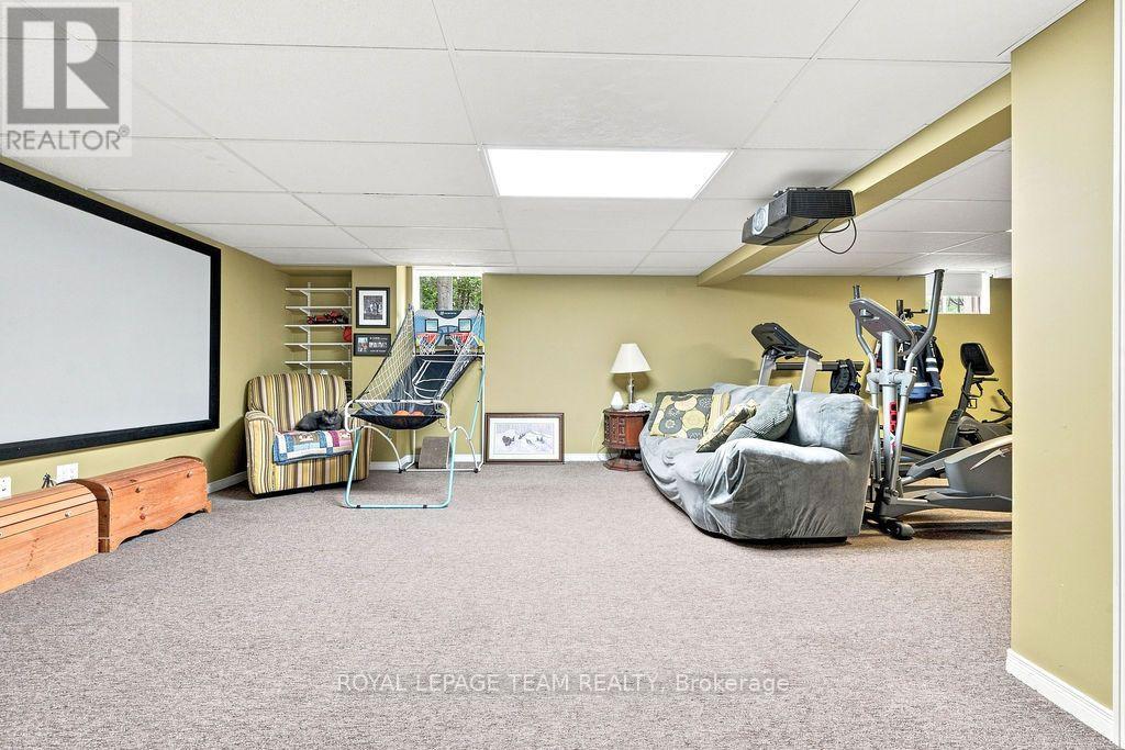 2193 FOYMOUNT ROAD - Image 40