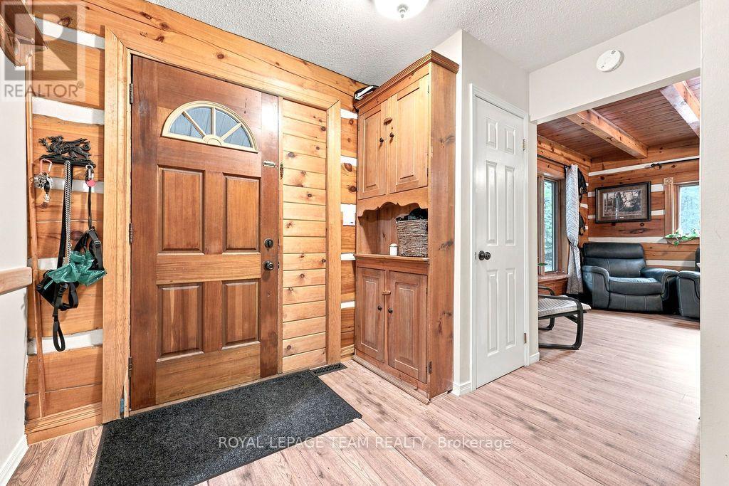 2193 FOYMOUNT ROAD - 8