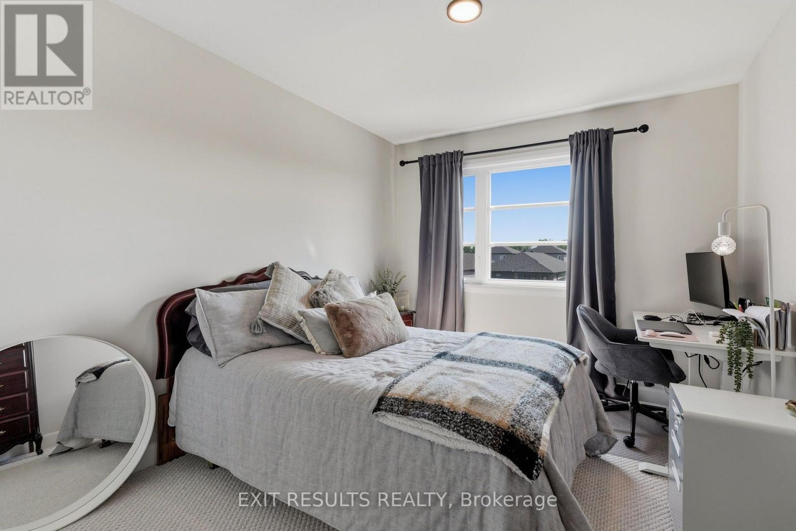 1213 MONTBLANC CRESCENT - 19