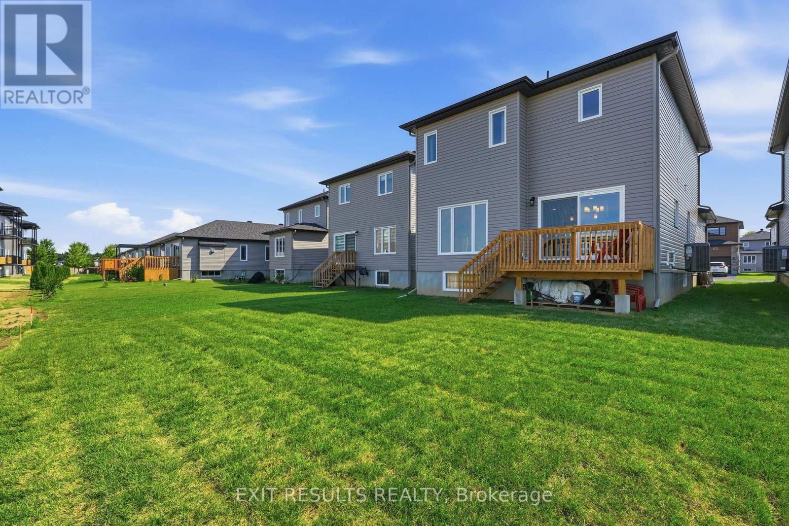 1213 MONTBLANC CRESCENT - 29