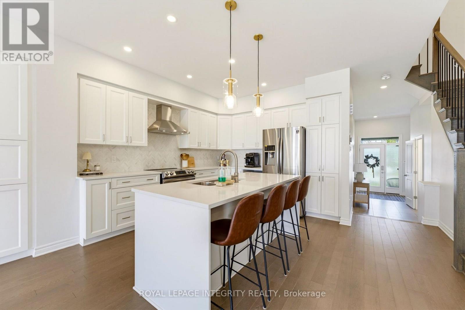 958 OMAGAKI WAY, Ottawa — photo 9