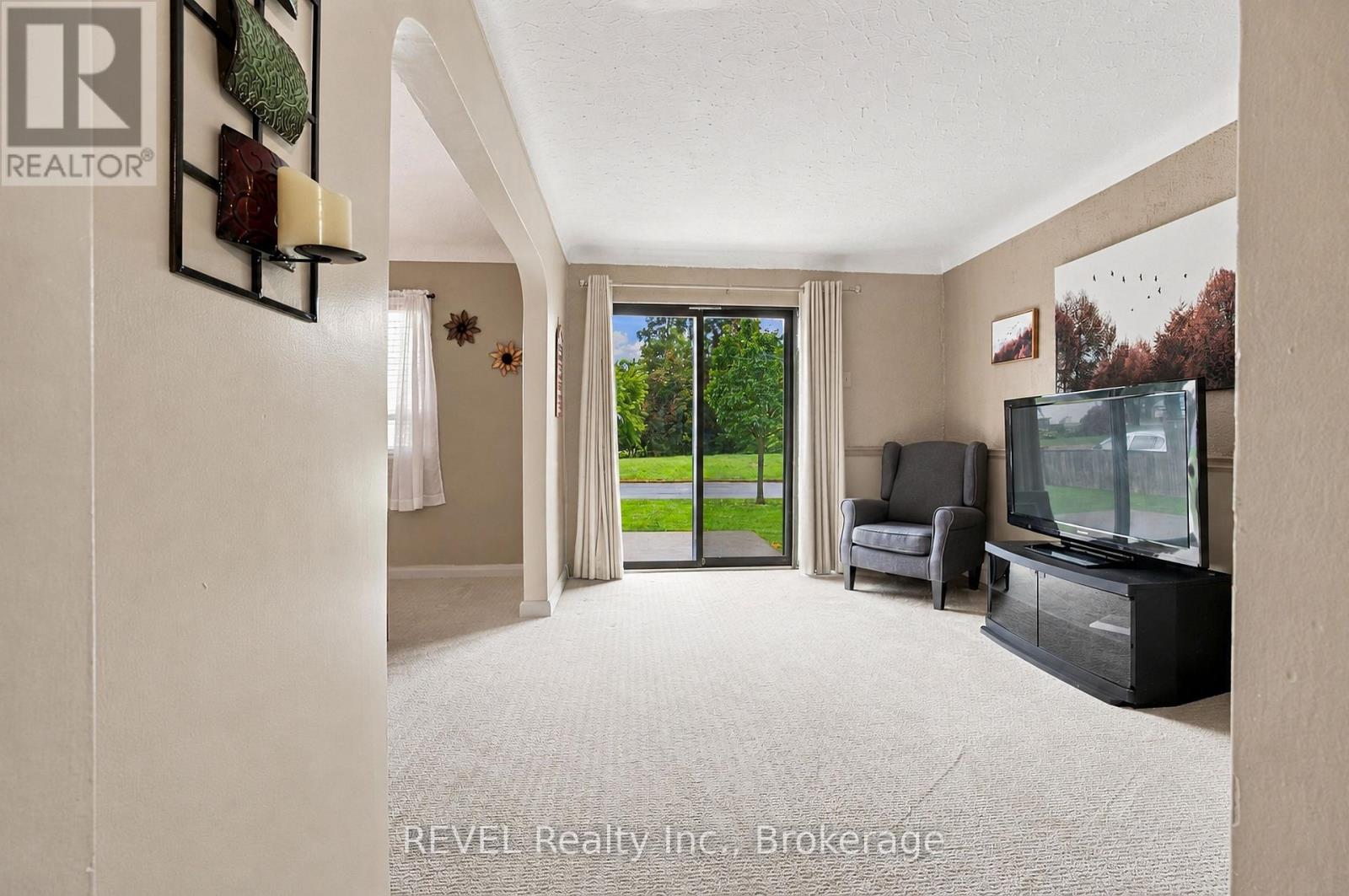 42 WILDWOOD ROAD - 25