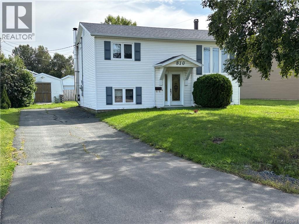Property for sale at 810 Couture Street