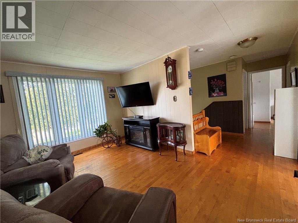 810 Couture Street - Image 17