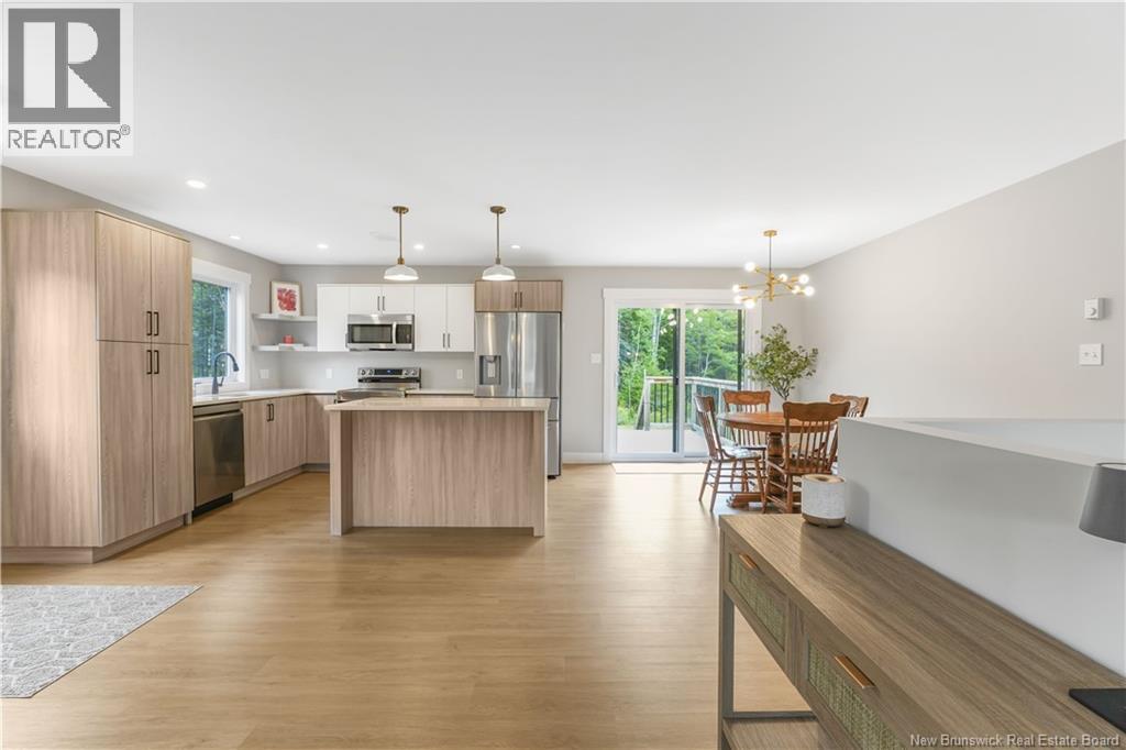 9 Waylon Court - 11