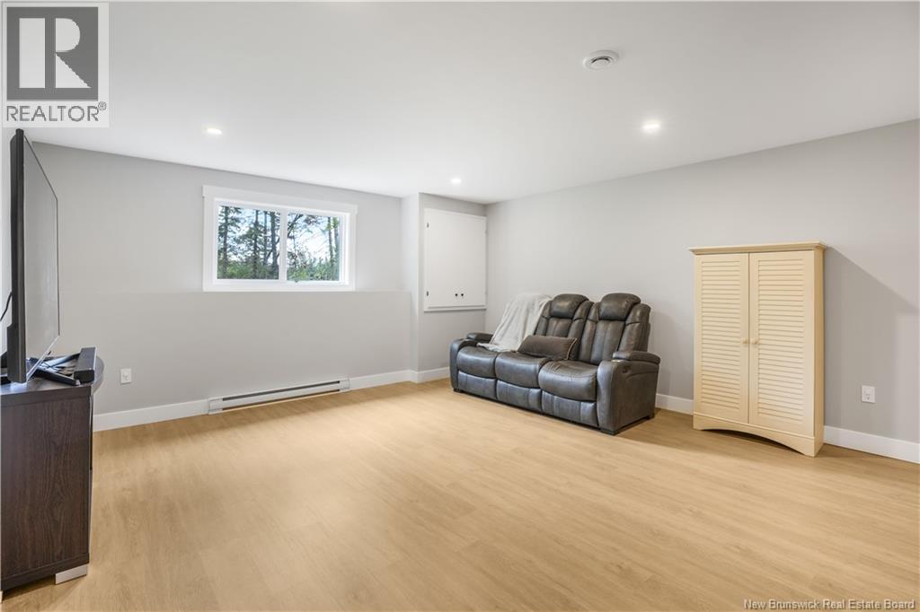 9 Waylon Court - Image 24