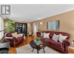 274 Kirby Crescent, Newmarket, ON L3X1H4 Photo 17