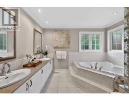 274 Kirby Crescent, Newmarket, ON L3X1H4 Photo 21