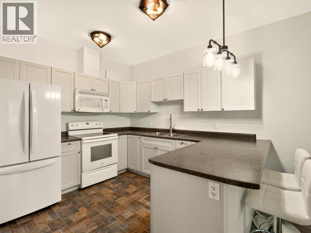 206-505 OGILVIE STREET - 5